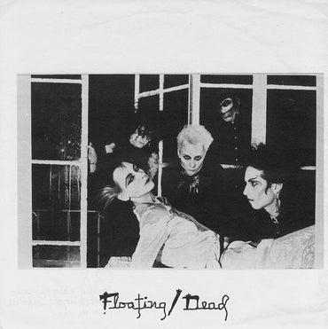 Beast (5) : Love In A Dying World (7", Single)