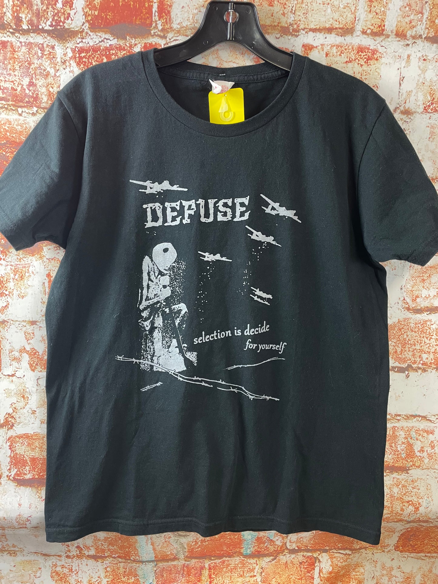 Defuse, used band shirt (M)