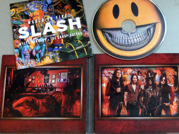 Slash (3) Featuring Myles Kennedy And The Conspirators : World On Fire (CD, Album, Dig)
