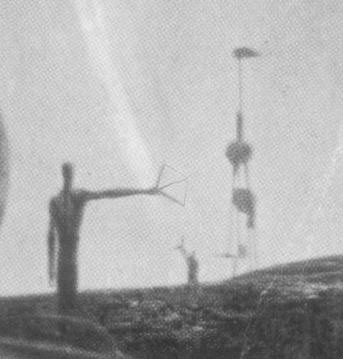 Nothing People : In The City (7", Single, Cle)