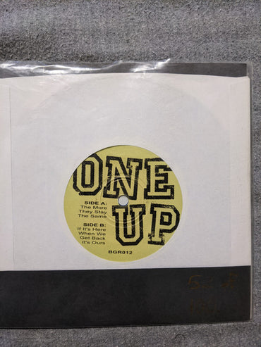 One Up (2) : The Single (7", Ltd, Num, S/Edition, Blu)