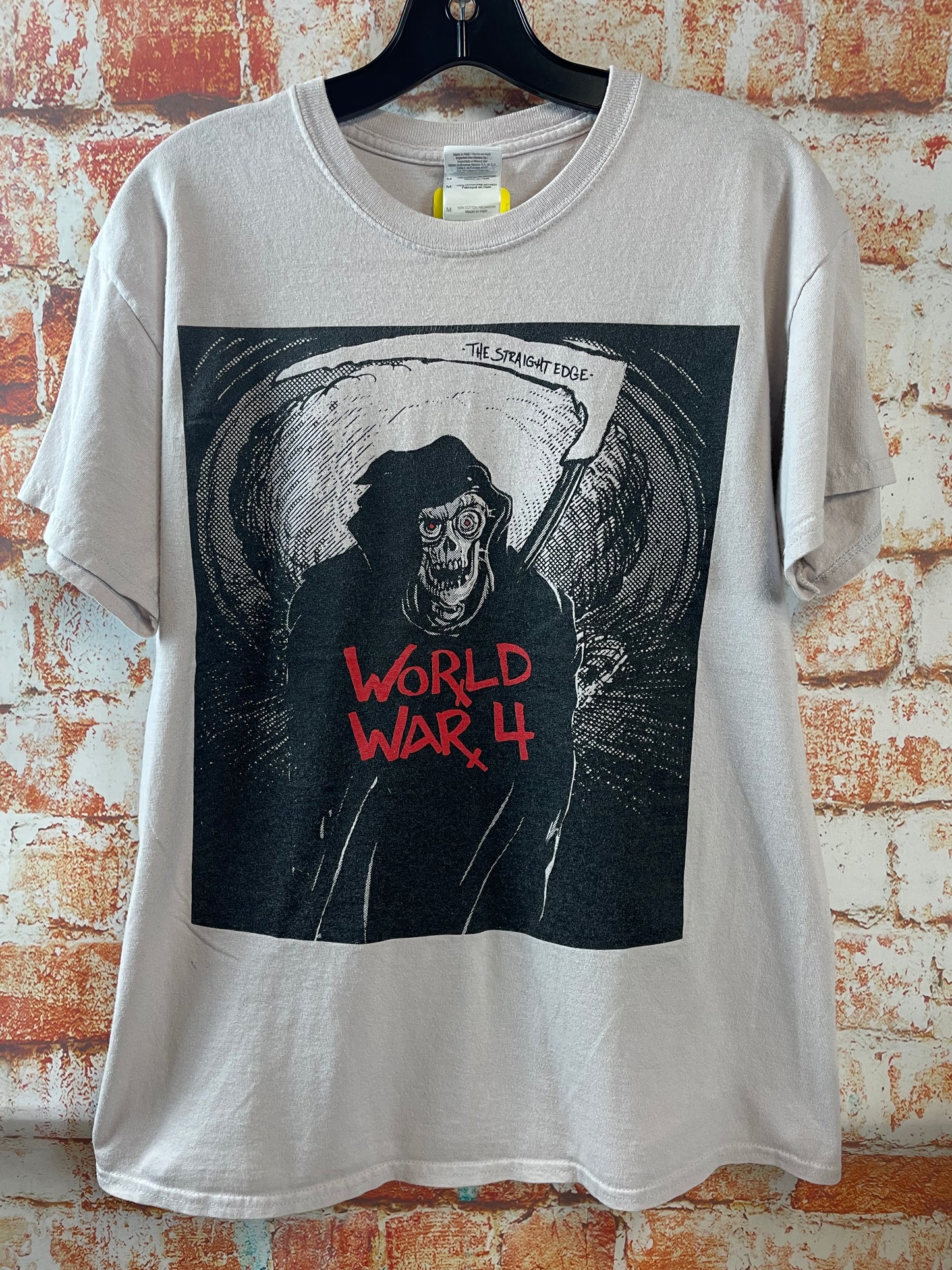 World War 4, used band shirt (M)