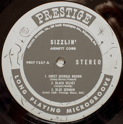 Arnett Cobb : Sizzlin' (LP, Album, RE)
