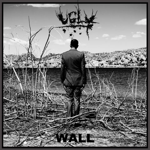 Ugly (14) : Wall (7", Bla)