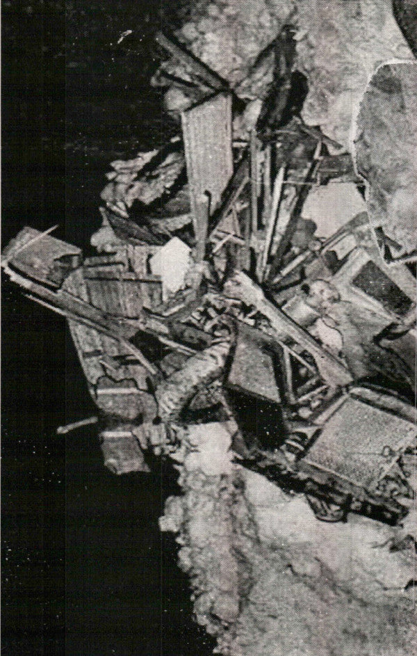 Race To The Bottom : In Heaps On Heat (Cass, Ltd, C20)