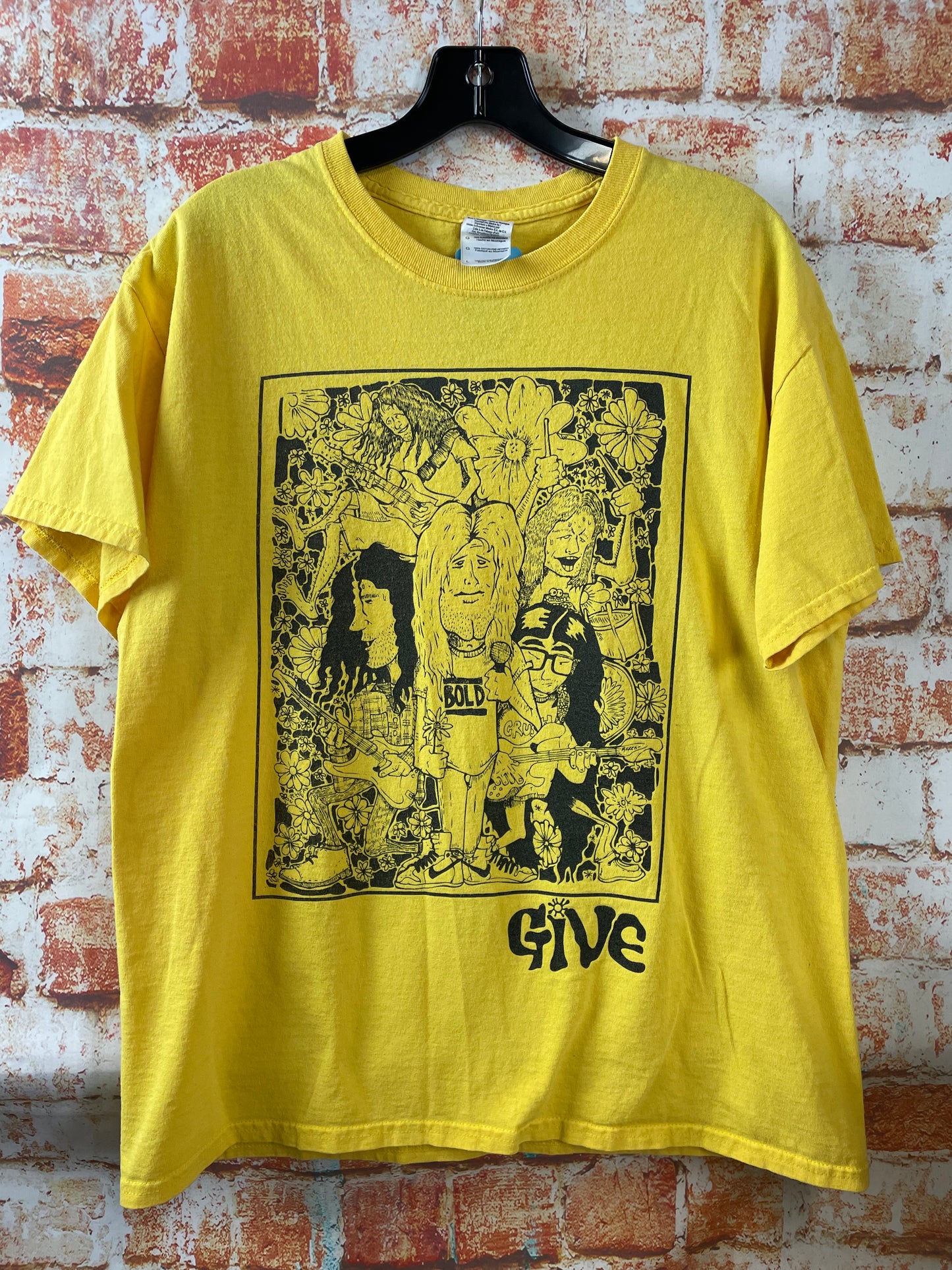 Give, used band shirt (L)